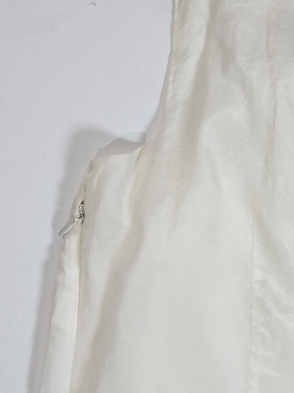 J. Crew Silk Blend Top Womens 0 Ivory Ruffle Beaded Neck‎ Boho To Formal